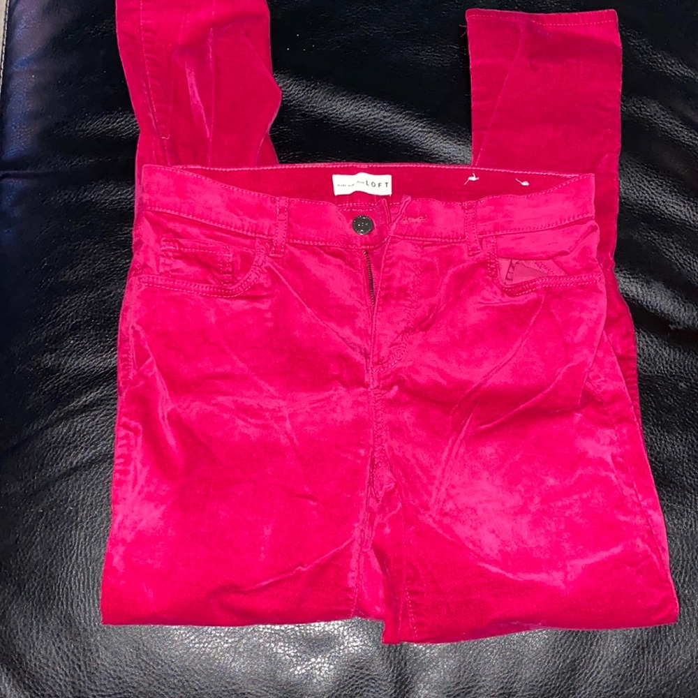 Loft fuchsia velvety skinny pants size 4